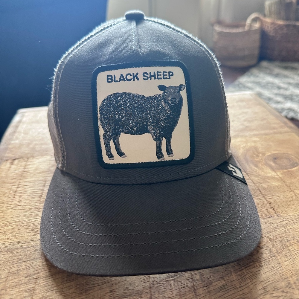Goorin Bros. “Black Sheep” Trucker Hat – Like New